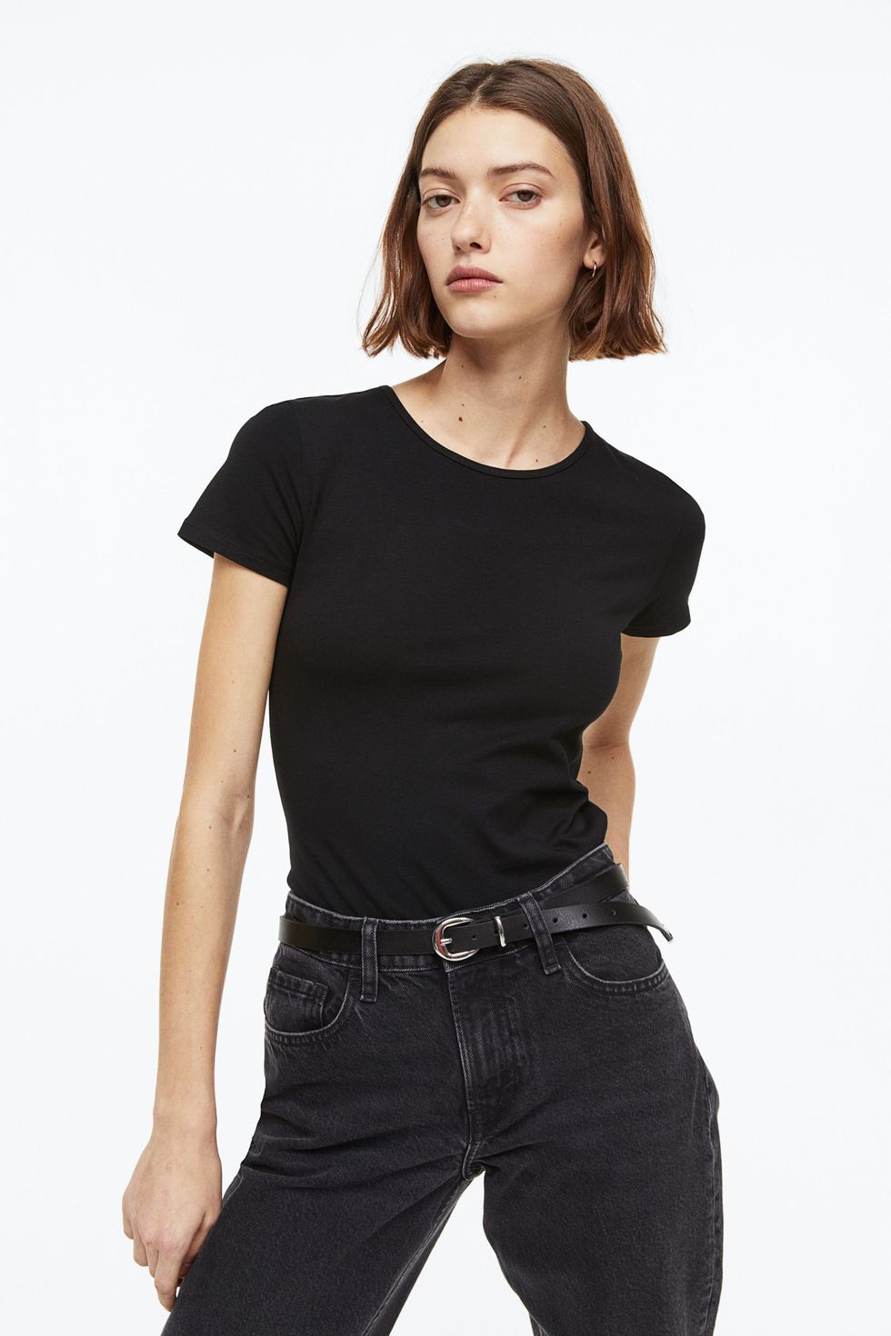 Square-neck form-fitting T-shirt