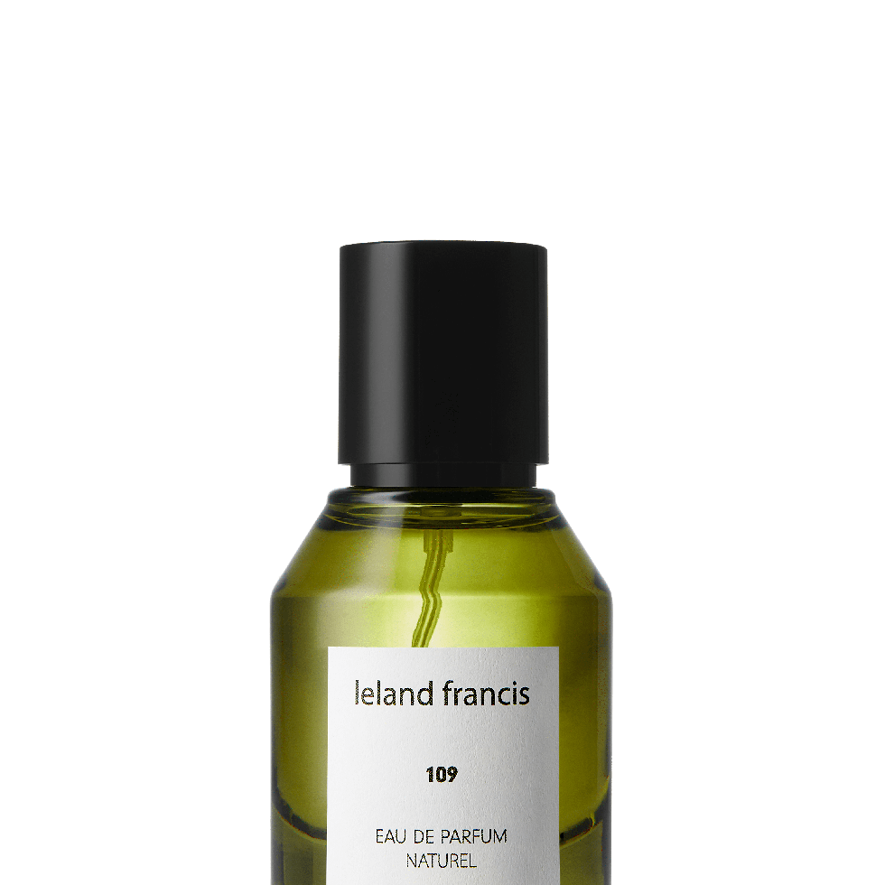 Perfumes With Powdery Scents