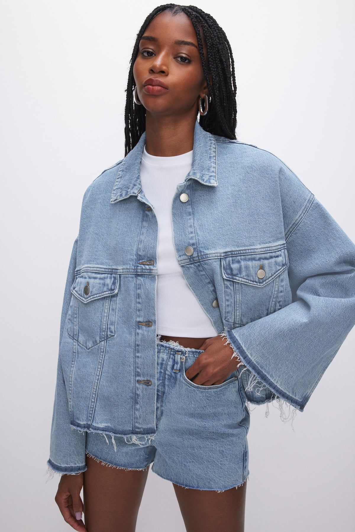 luvamia Denim Jacket for Women Hooded Lightweight Cropped Jean Jacket  Oversized Button Down Shacket Trendy Fashion, Classic Blue, S :  Amazon.co.uk: Fashion