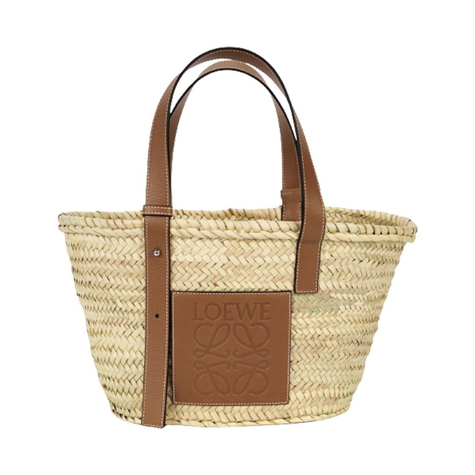 A basket bag