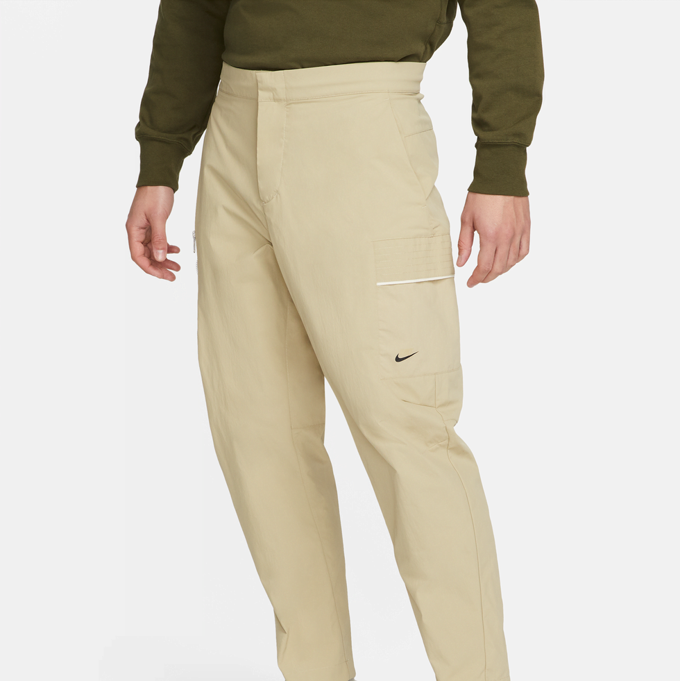 Khaki Cargo Pants with No Show Socks Outfits (5 ideas & outfits)