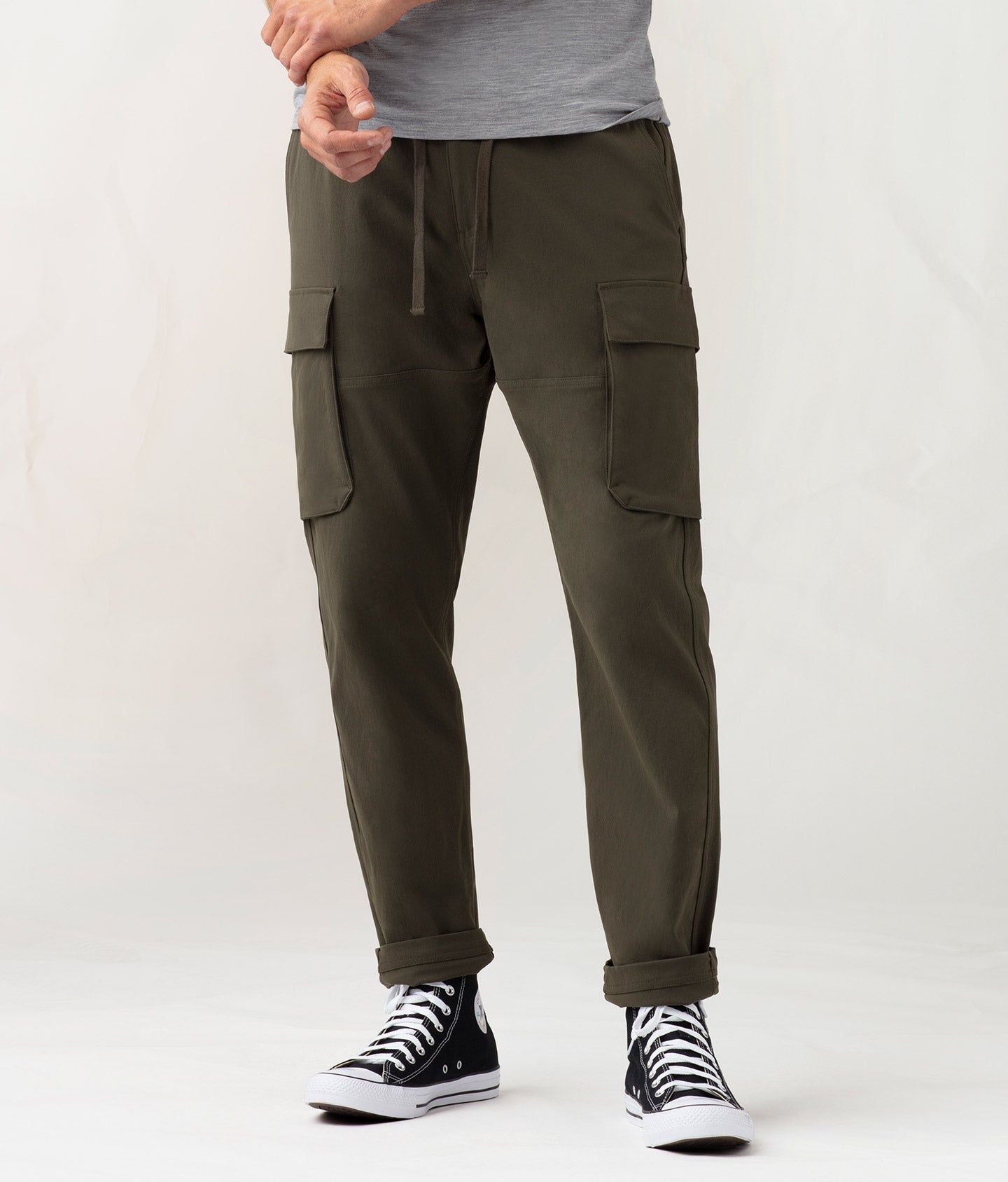 Men's Elastic Waist Slim Flare Contrast Stitch Cargo Trouser | Boohoo UK