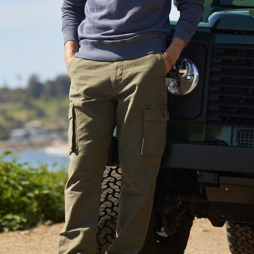 The 11 Best Cargo Pants For Men 2023: Oversize, Drawstring, & More –  StyleCaster