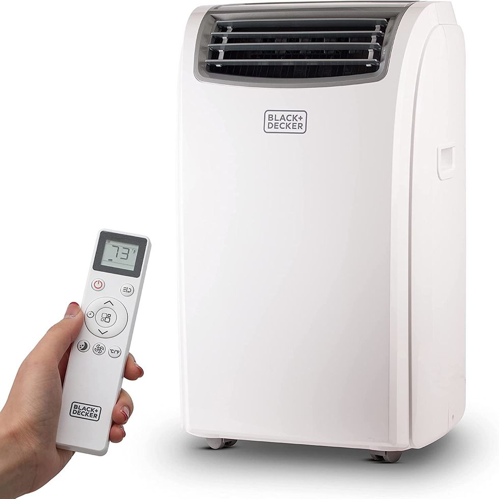 Black & Decker 12,000 BTU Window Air Conditioner with Remote
