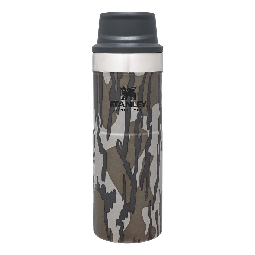 Classic Trigger-Action Travel Mug
