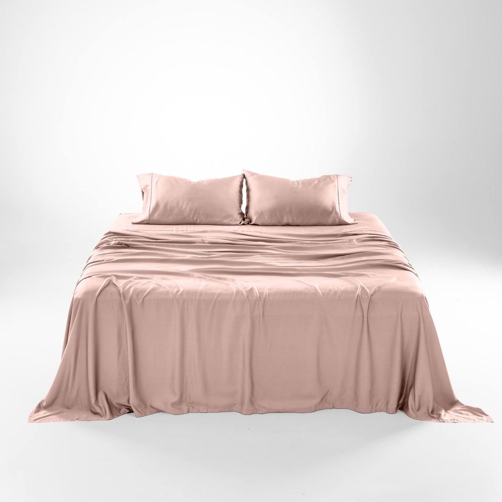 12 of the Best Linen Sheets That Are Naturally Cooling 2023 - PureWow
