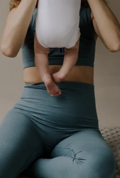 CreamX Women's Maternity Capri Leggings Over The Belly Soft