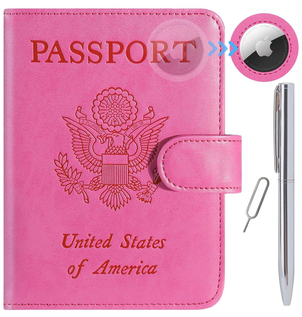 Passport Holder AirTag ready