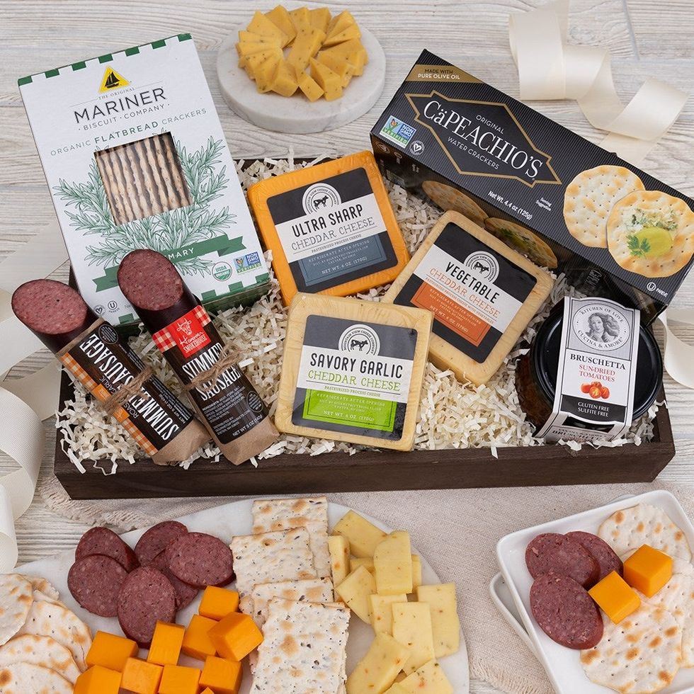 12 Incredible Meat And Cheese Gift Baskets for 2023