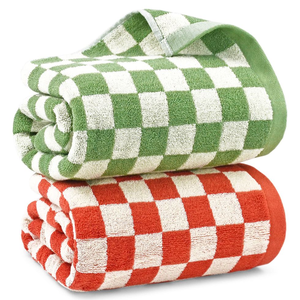 Checkered Bath Towels