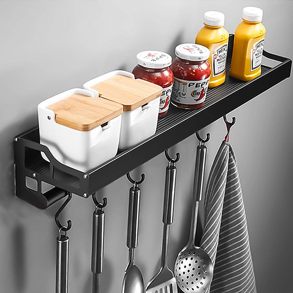 Estante de cocina con ganchos