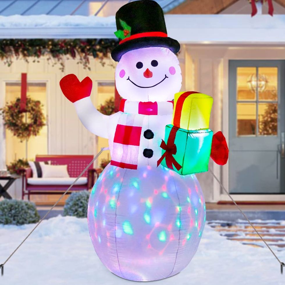 Top-Rated Christmas Decorations of 2024 – Reviews by Hollywood