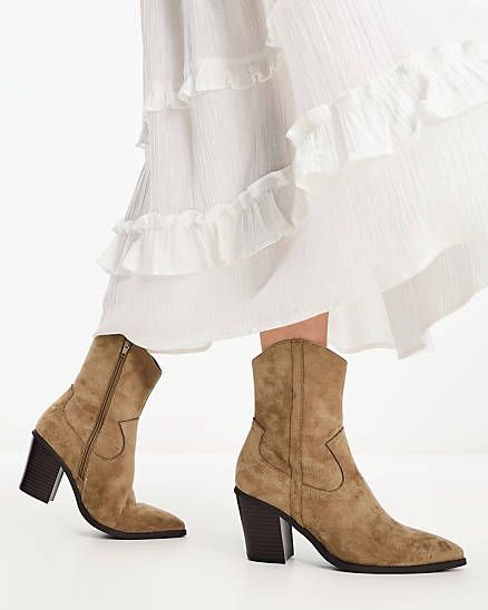 Rational heeled western boots in taupe