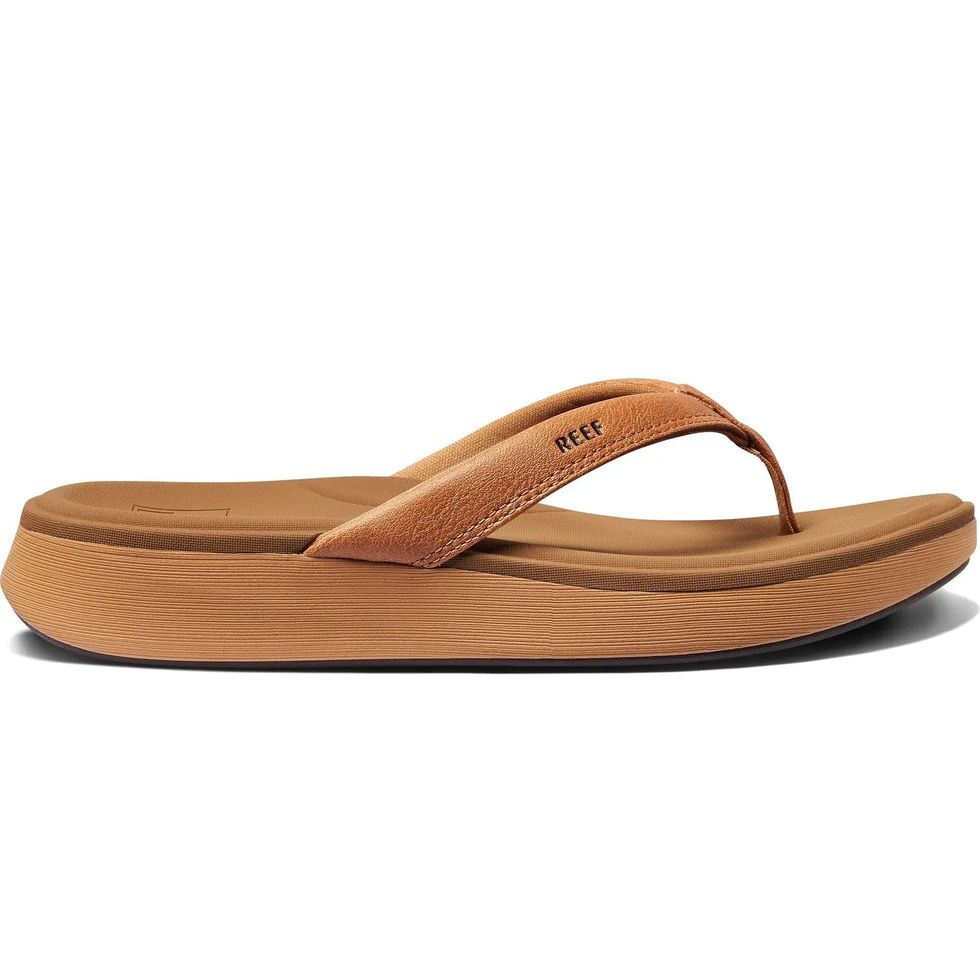 Reef sandal deal,  fashion, more editor-approved finds