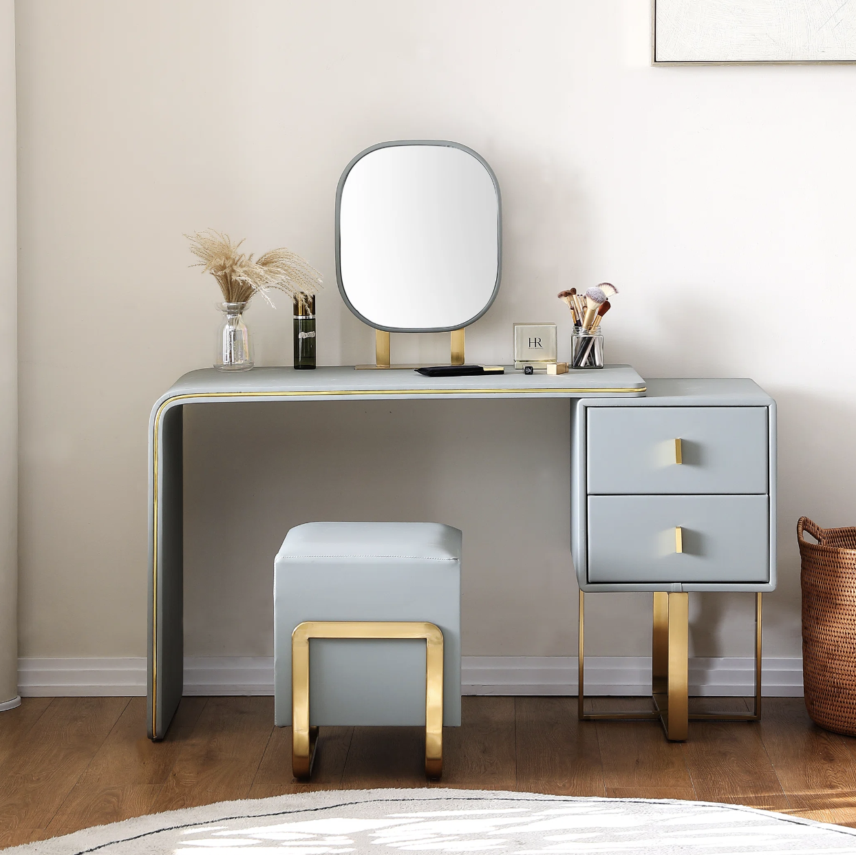 The Best Makeup Vanities In 2024 Anthropologie West Elm More   1691782947 Screen Shot 2023 08 11 At 3 41 29 Pm 64d68f03b2dca 