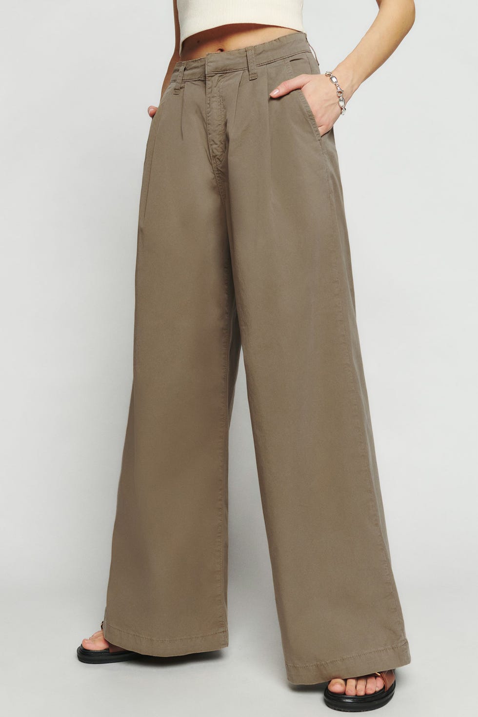 Lowe Super Wide-Leg Pleated Pants