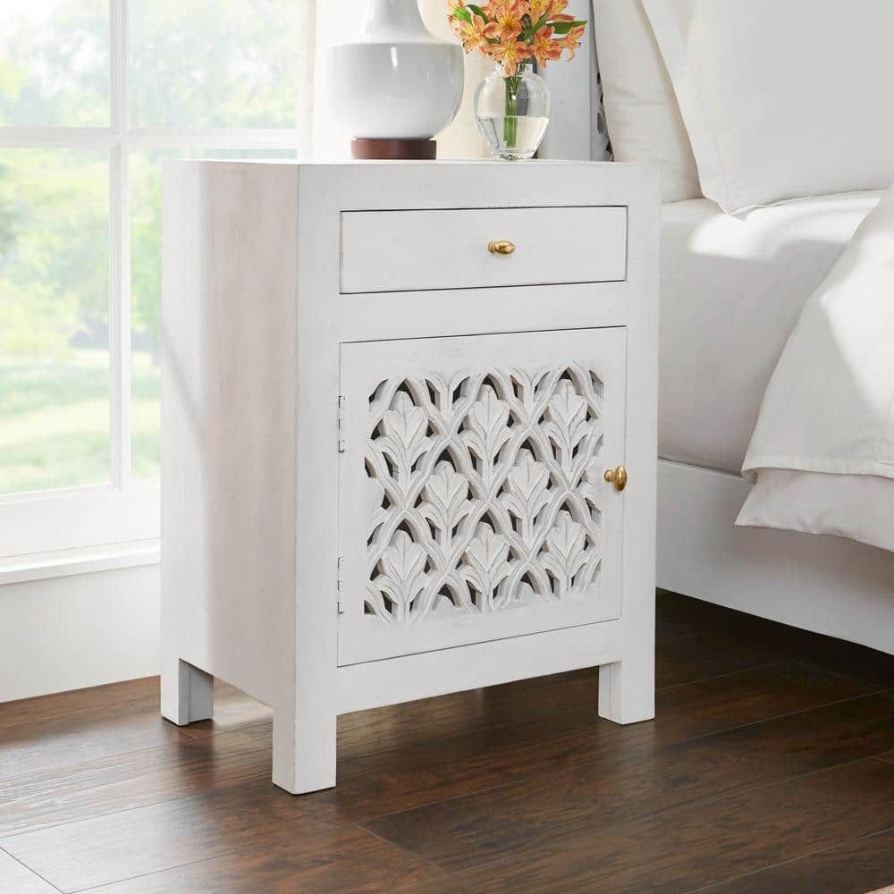 Inexpensive on sale white nightstands