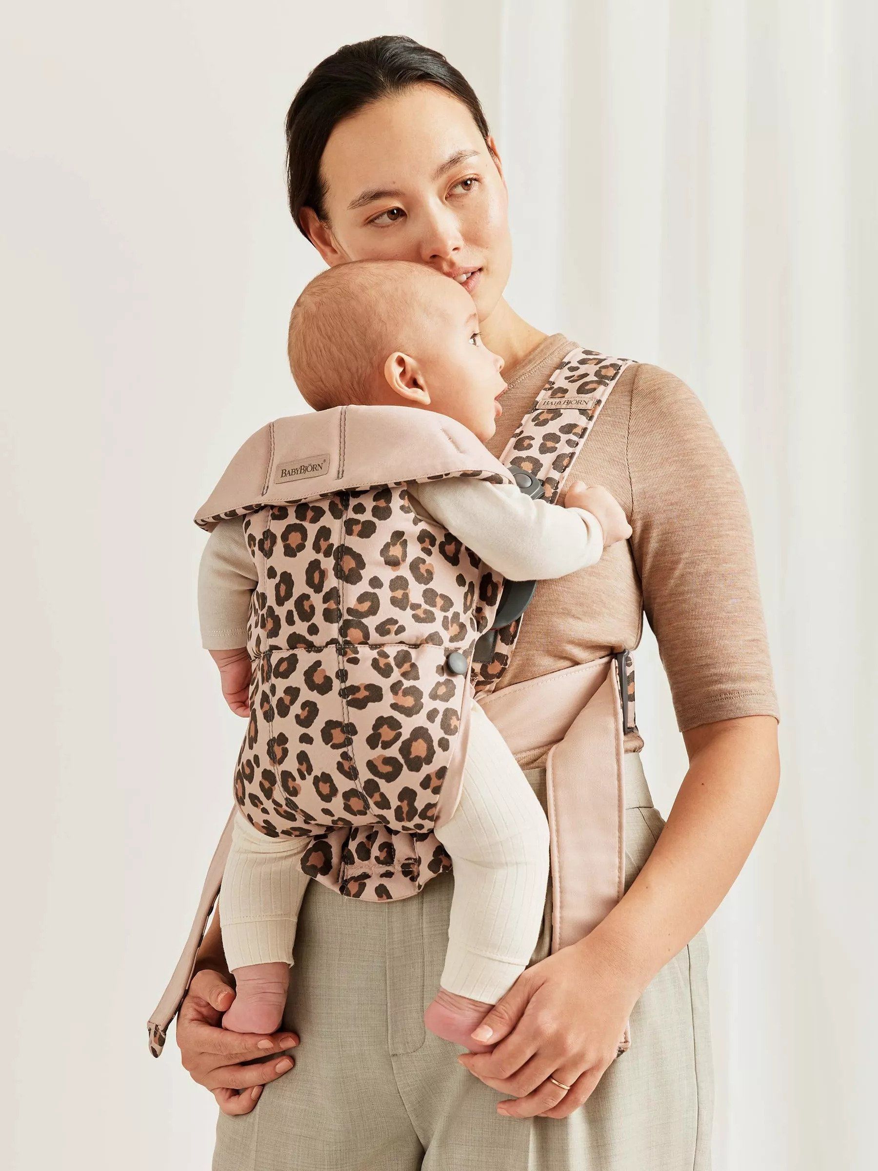 Sheepskin discount baby carrier