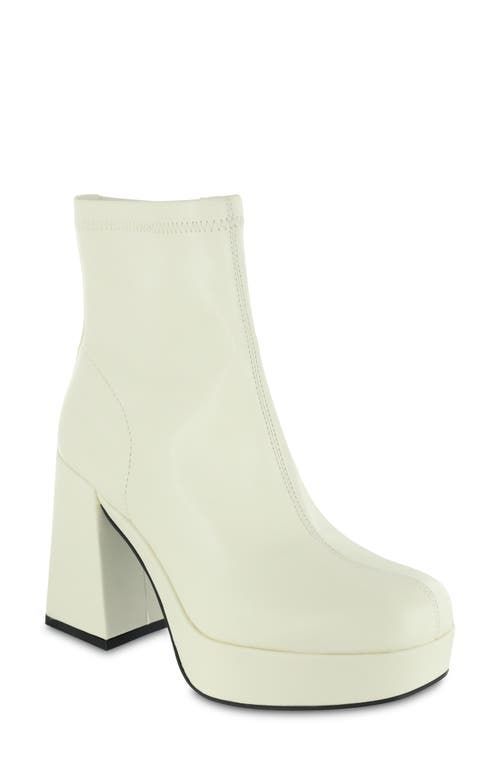 Me too shop cara platform bootie