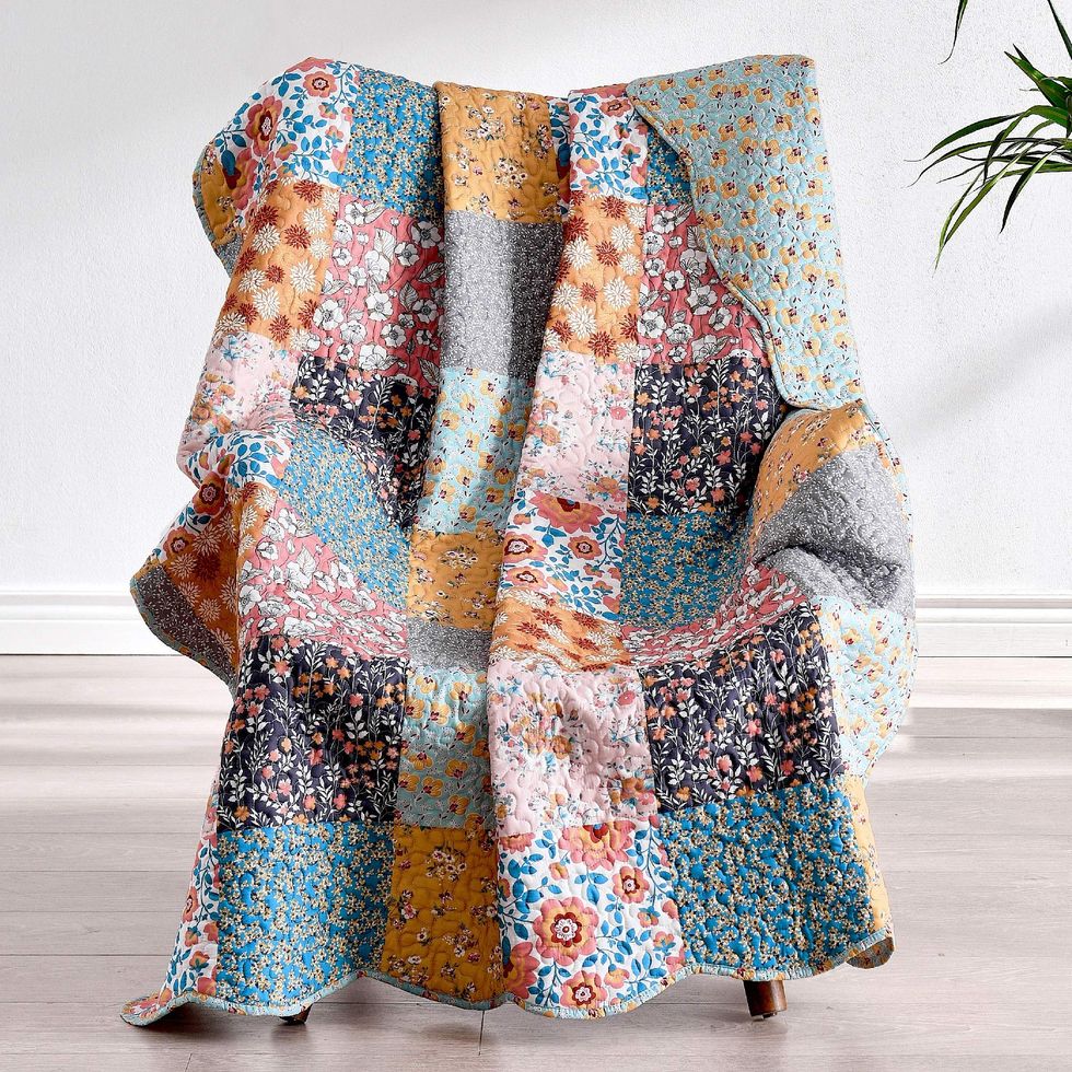 Carlie Quilted Throw Blanket