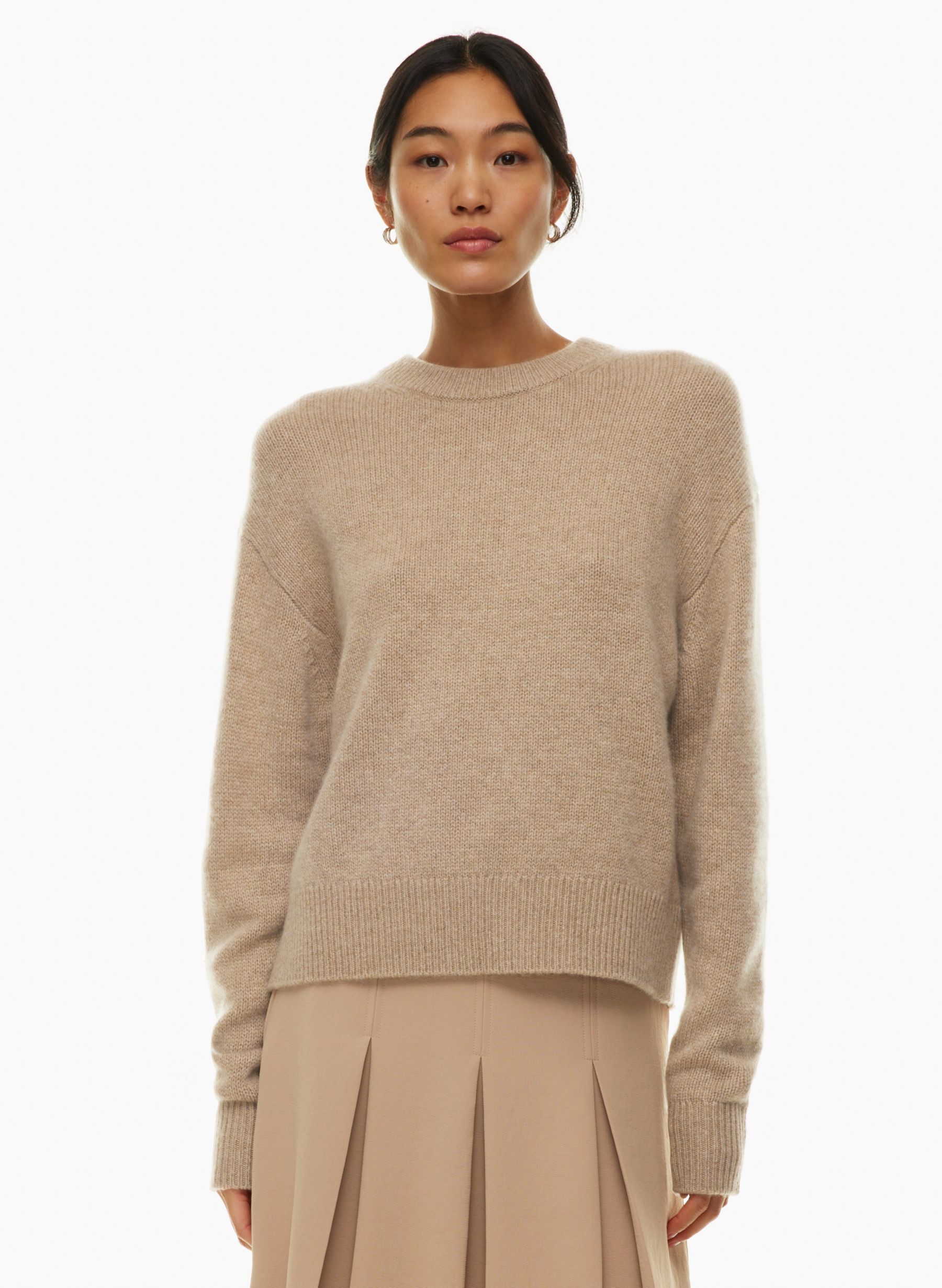 The Best Cashmere Sweaters For Women 2024 An Oprah Daily S Guide   1692800709 F23 04 A03 101303 15589 On A 