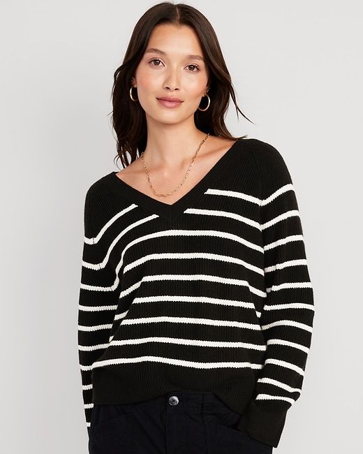 Chic Fall Sweaters for Women in 2023 - Transitional Weather Knits