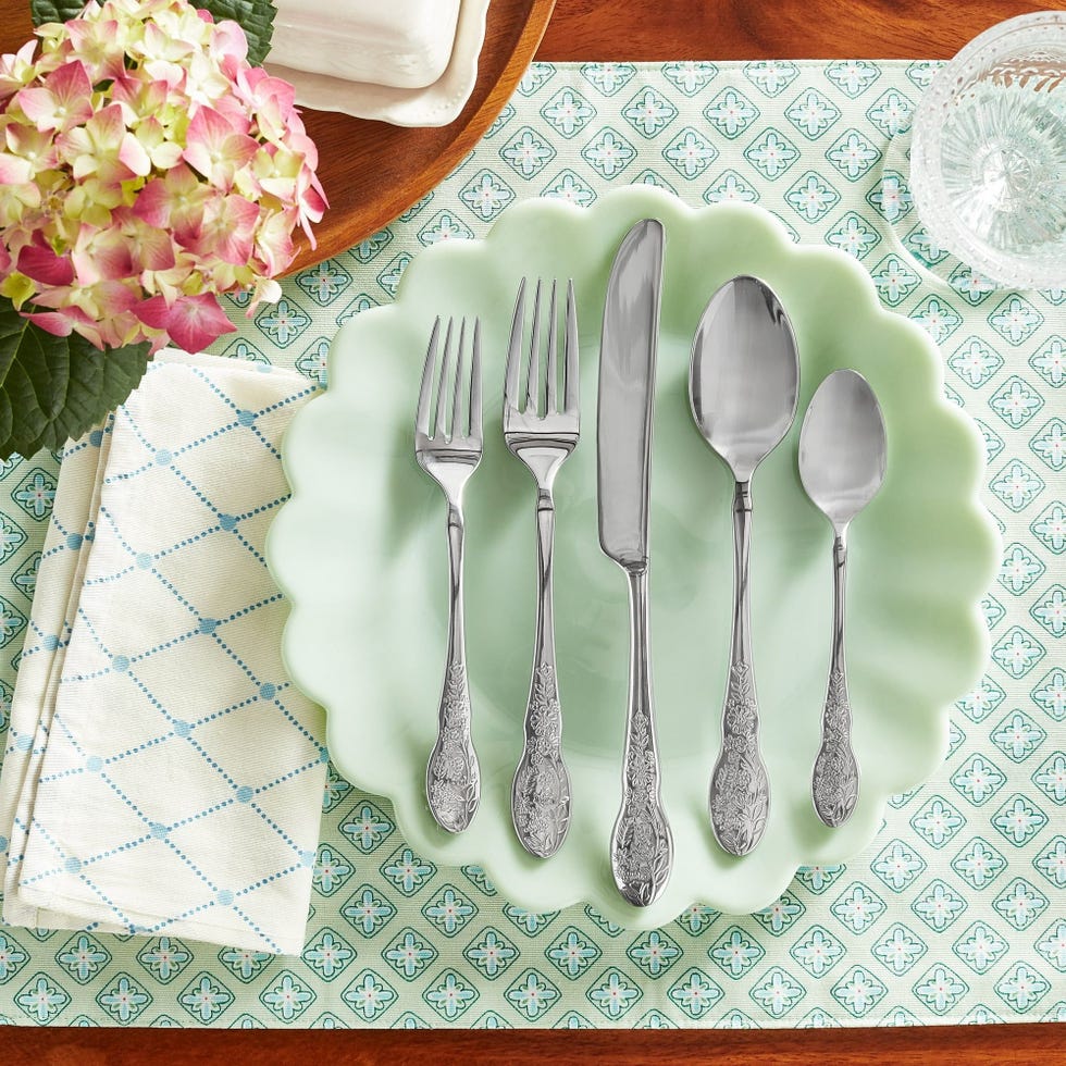 The Pioneer Woman Mazie 20-Piece Flatware Set