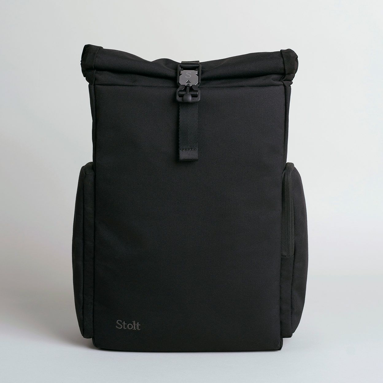 Stolt store backpack review