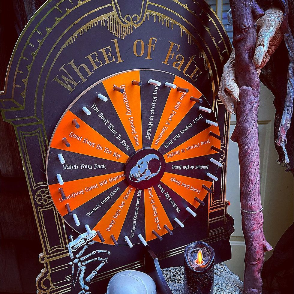 Halloween Haunted Fate Prize Wheel