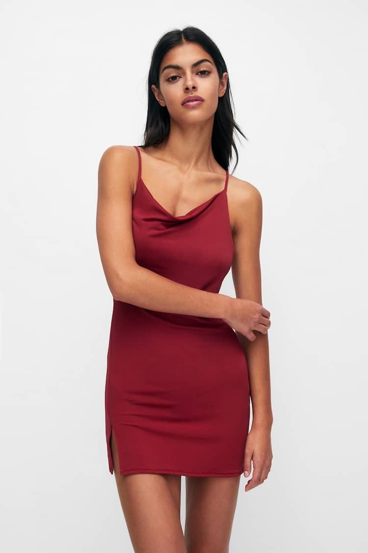 Pull and bear online vestido rojo