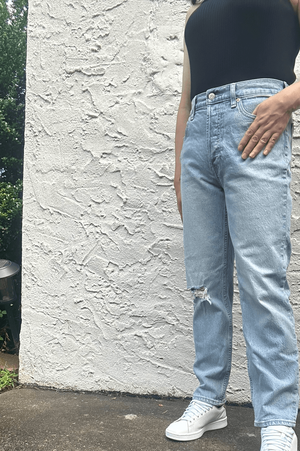 Mid-Rise Boyfriend Loose Jeans