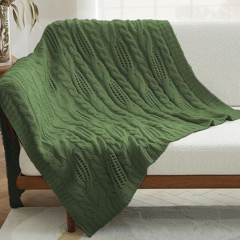 Cable Knit Blanket 