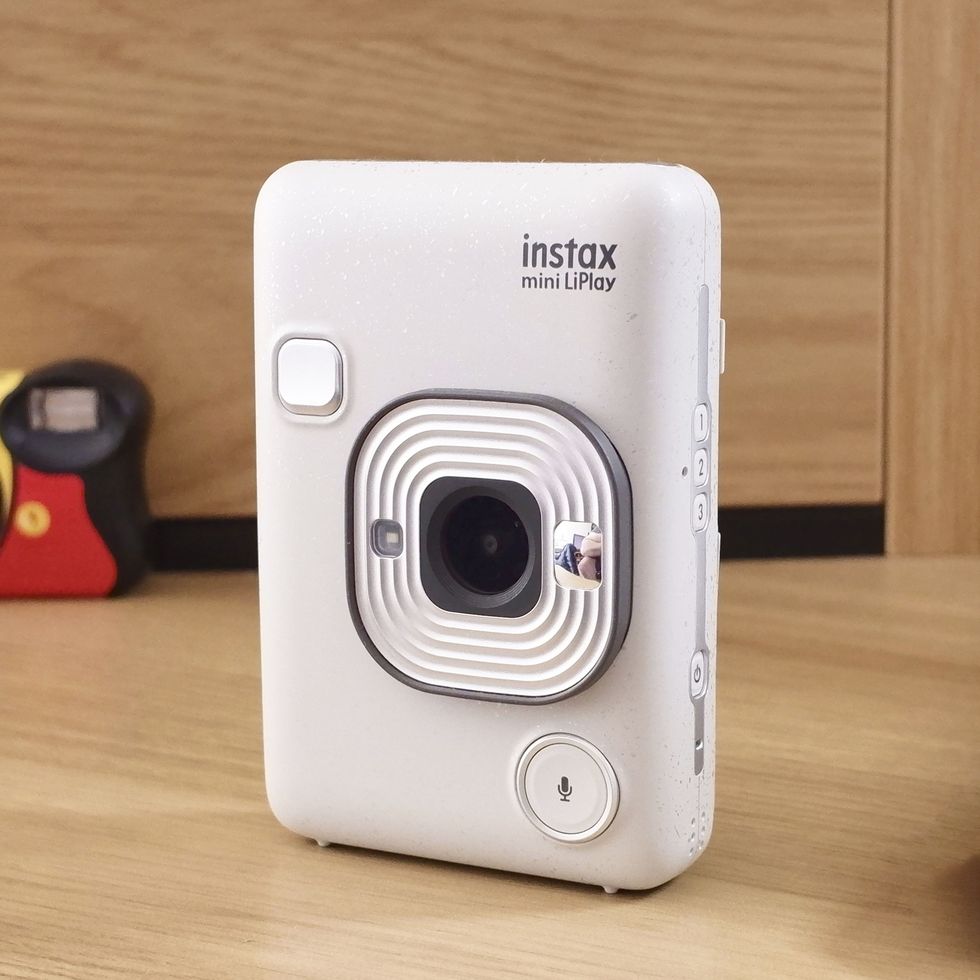 Kodak Step Mobile Instant Photo Printer, Portable Zink 2x3 Mini