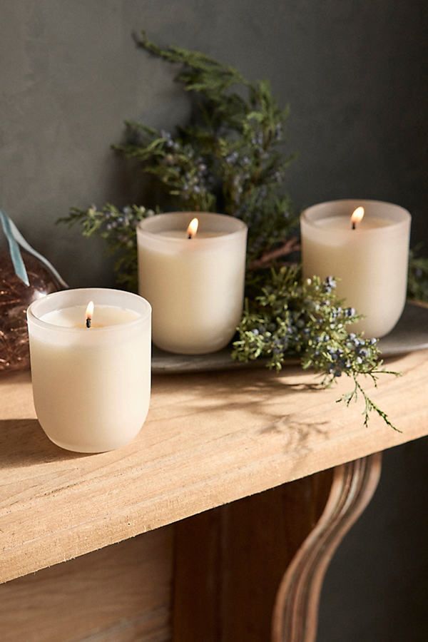 Winter candles store