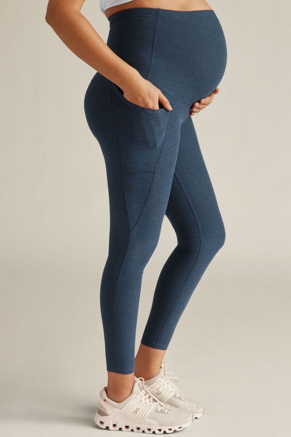 Maternity High-Waisted Elevate Compression Crops