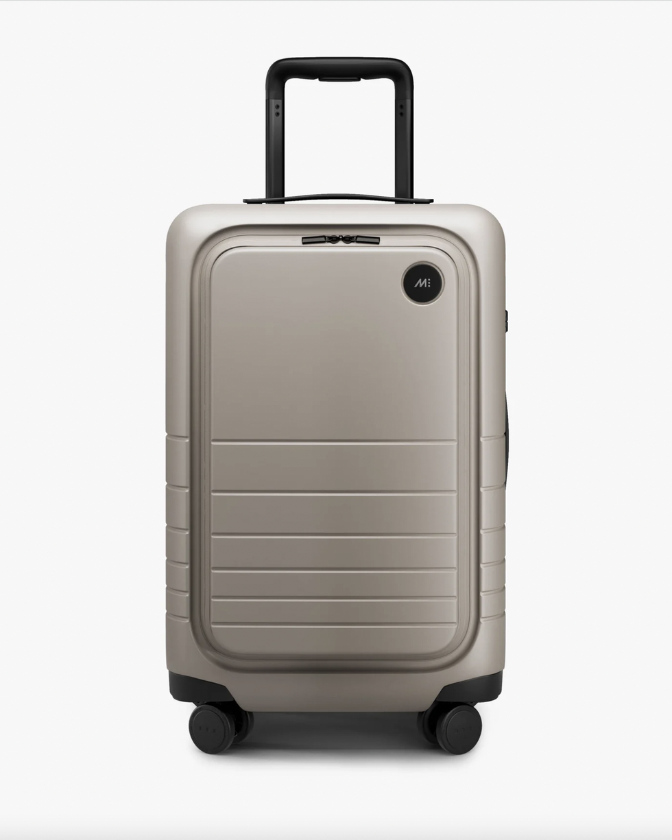 Best Designer Luggage for Luxurious Travel in 2023