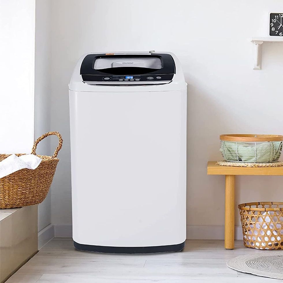 The $800 laundry-folding robot for those who don't have a housekeeper