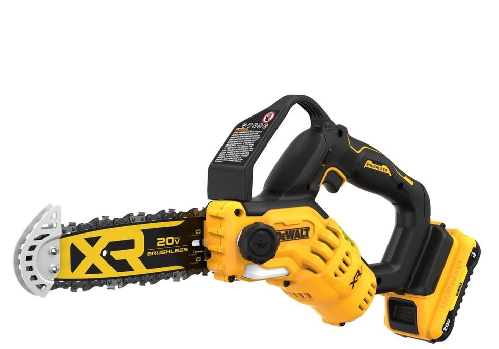 EGO POWER+ 56-volt 14-in Brushless Battery 2.5 Ah Chainsaw (Battery and  Charger Included) in the Chainsaws department at