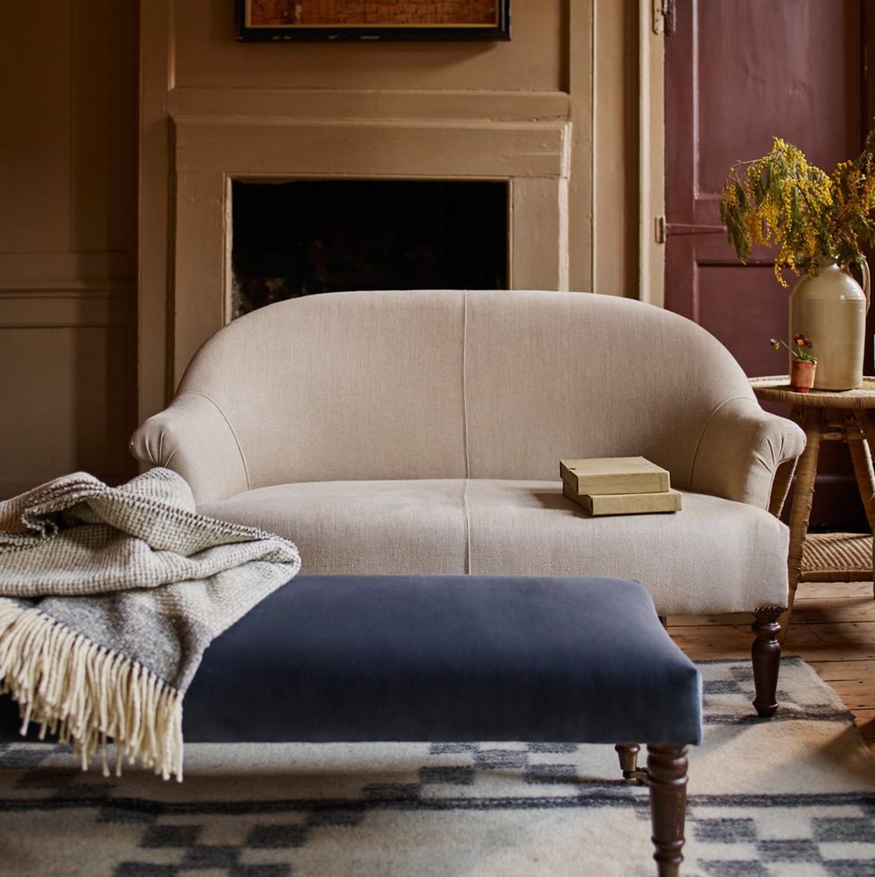 Clandon Sofa in Natural Linen