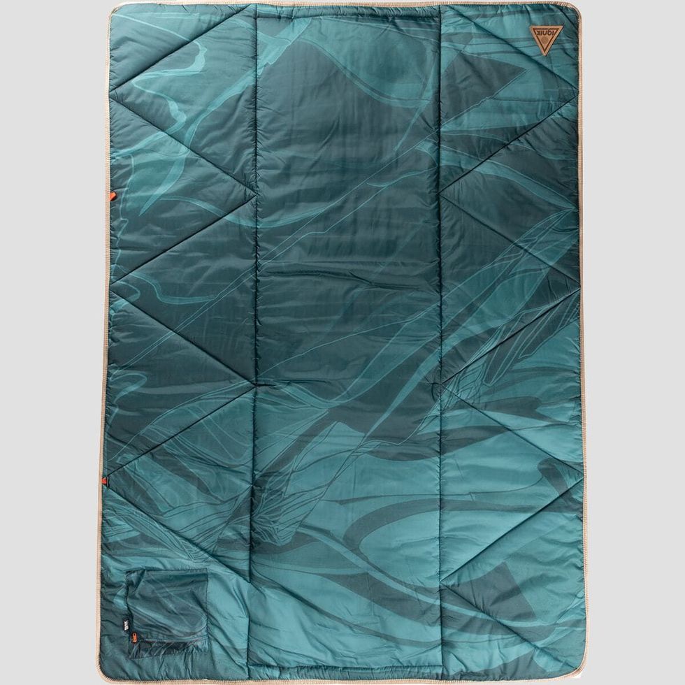 Outdoors Topside Heated Blanket