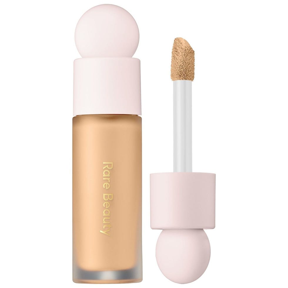 Liquid Touch Brightening Concealer in 210
