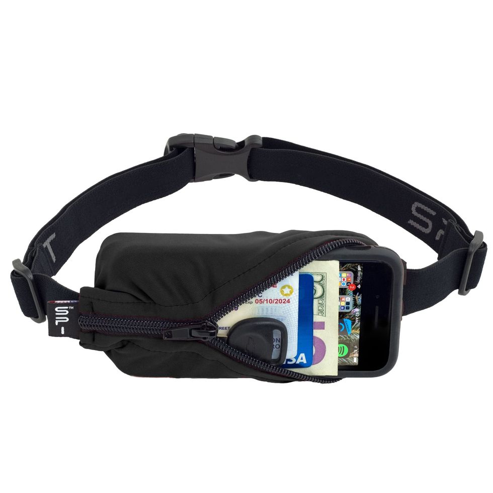 Which to Choose Between the Flipbelt and SPIbelt