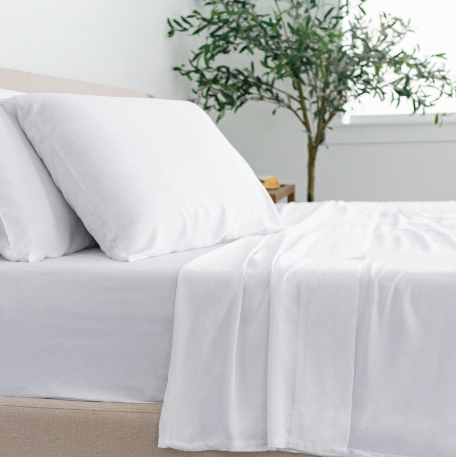 Extra Deep Pocket Fitted Sheet Elastic Corner Straps Fitted Sheets 18 -  21 King Size White Color 