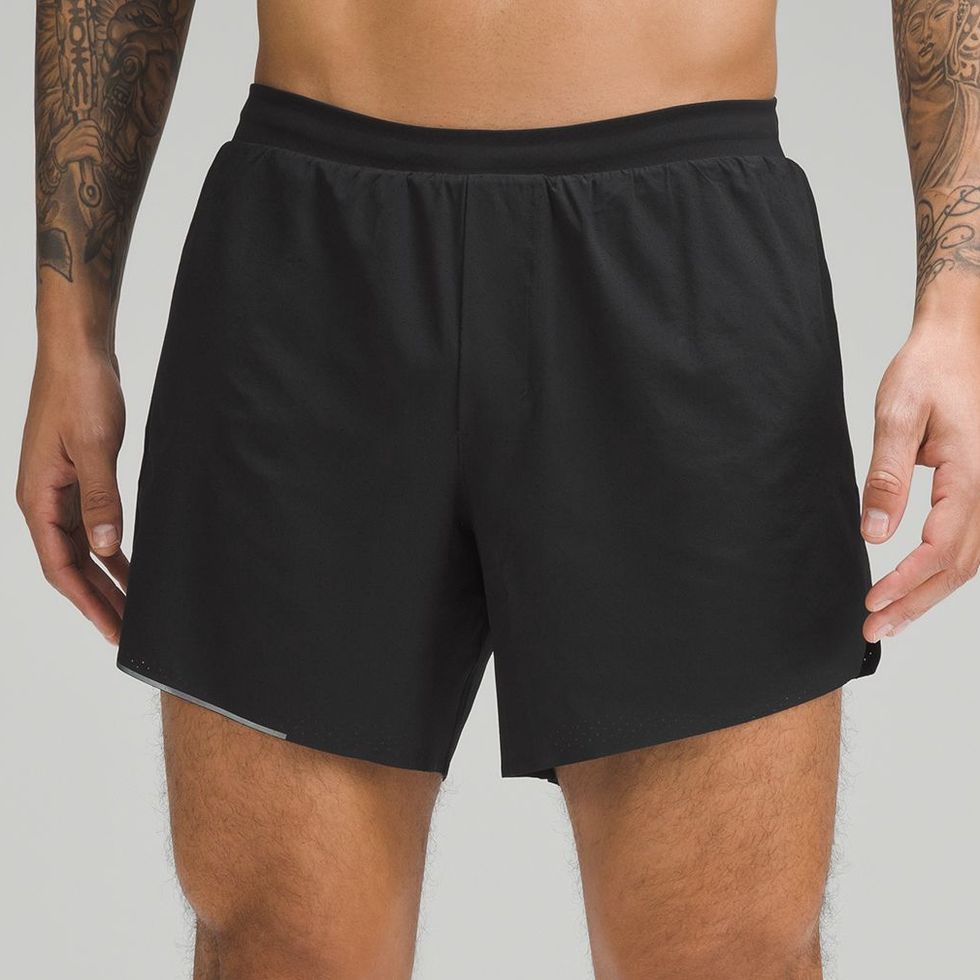 Review Lululemon Fast and Free Short 6 Lined 