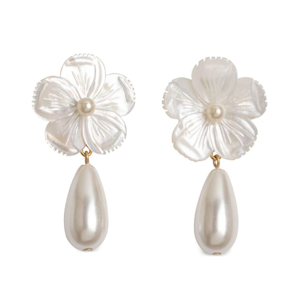 The best luxury earrings at an affordable price. #viralfashion