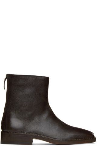 Wide foot clearance chelsea boots