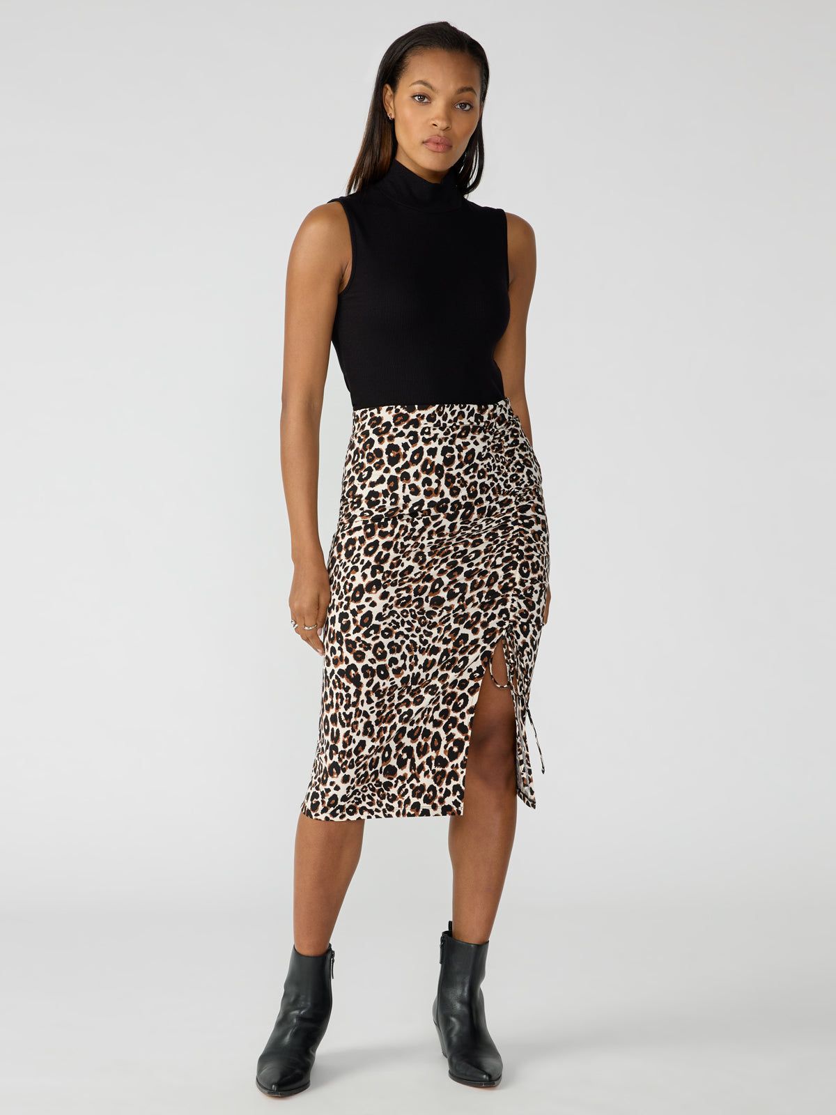 Leopard print sale knit skirt