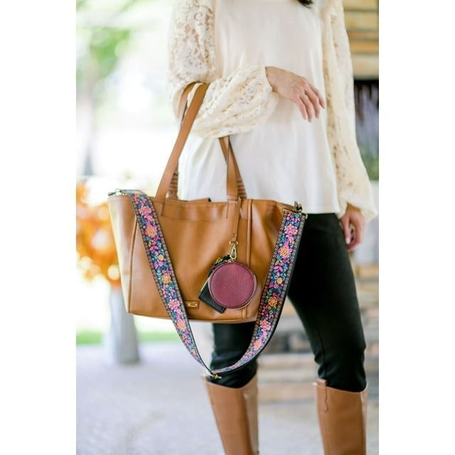 Pioneer sale woman tote