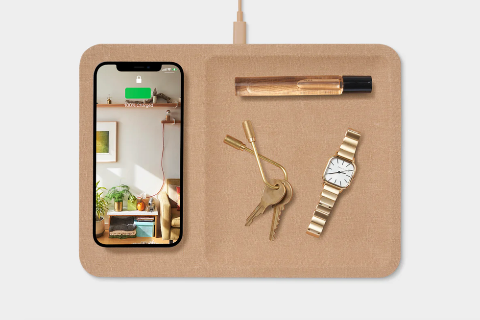 Catch: 3 linen wireless charging trays