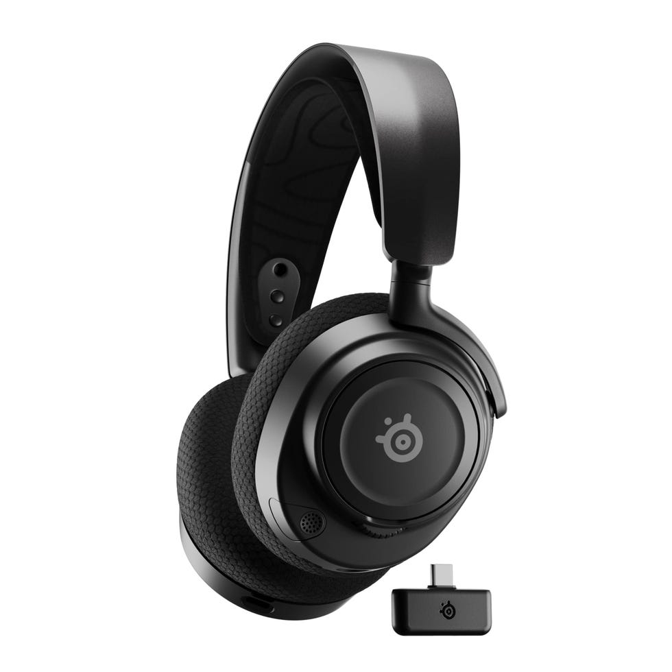 Arctis Nova 7